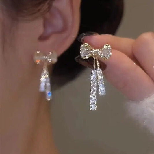 Dainty Bow Earrings () - Earrings by MunekaWear